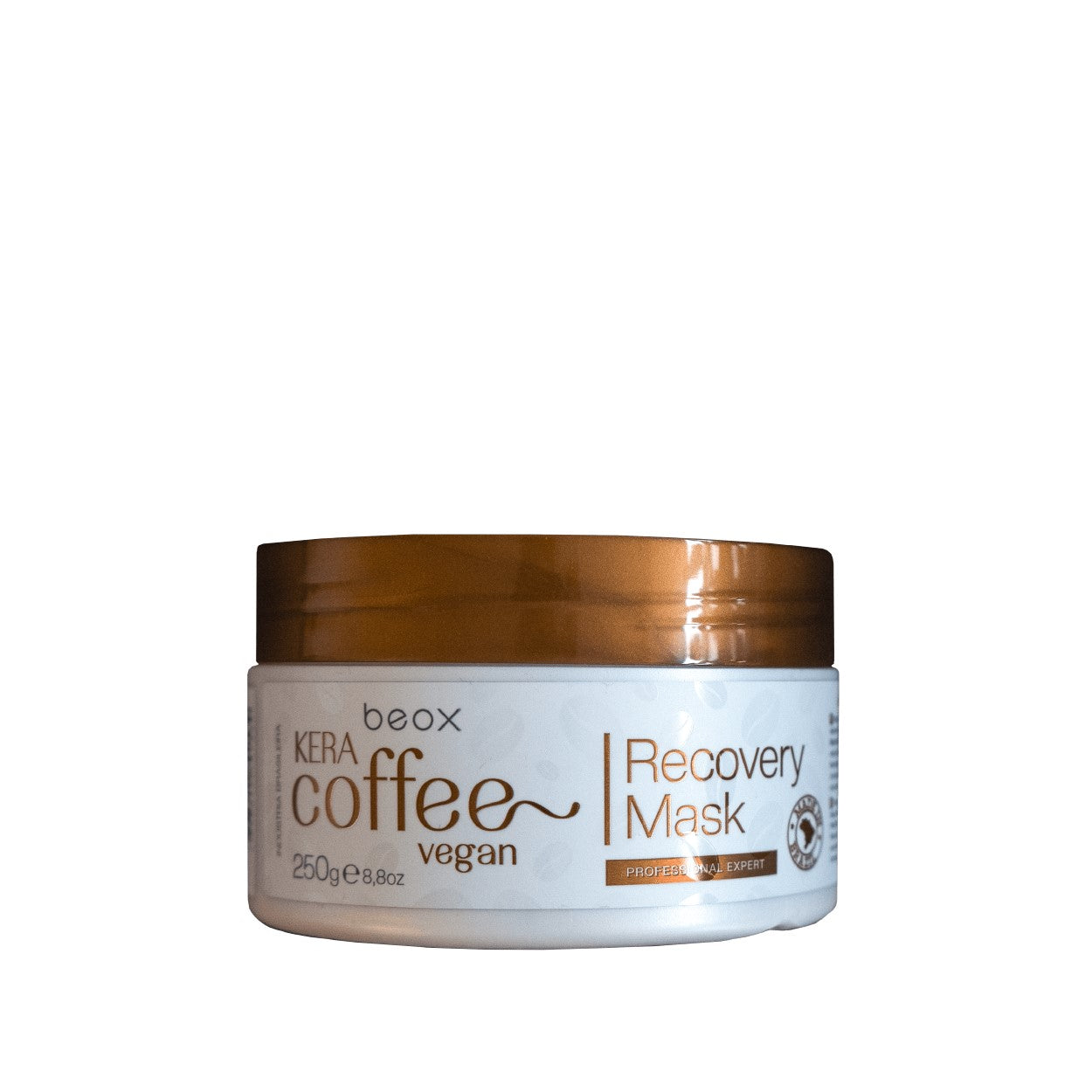 Mascarilla KeraCoffe 250 ml es una Máscara de tratamiento desarrollada con extracto de café, semillas de lino, aceite de monoi, los cuales son nutritivos con propiedades emolientes que penetran en el interior de la fibra capilar, promoviendo regeneración, recomponiendo la elasticidad del cabello, dejándolo sedoso, hidratado intensamente y con un brillo